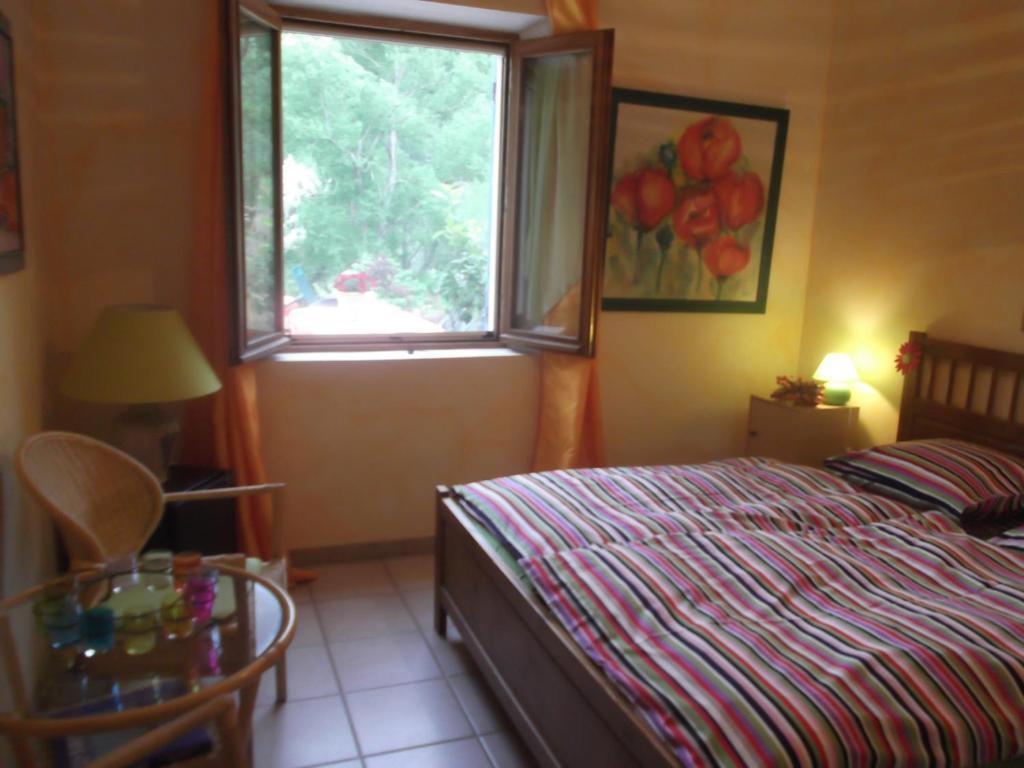 La Serenade Buis-les-Baronnies Bilik gambar